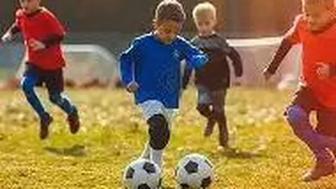 潘伟力称：塞鸟3月中旬手续完毕或加入世预赛，目前状态未知